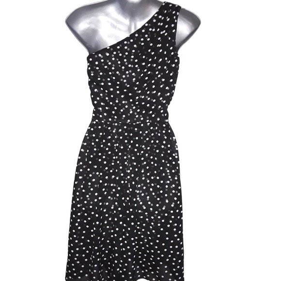 WHBM Sz 2 Black & White Polka Dot One Shoulder Fit & Flare Dress EUC - Picture 5 of 6